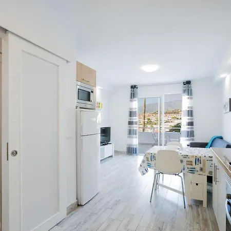 Apartment 480 A Island Village With Terrace View And Wifi *