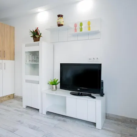 Apartment 480 A Island Village With Terrace View And Wifi *